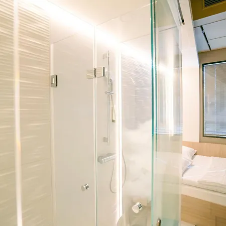 Hotel My Cloud Transit - Guests With International Flight Only! Francoforte sul Meno