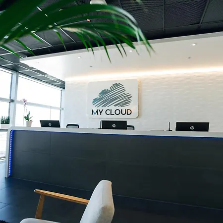 My Cloud Transit - Guests With International Flight Only! 2*