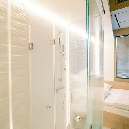 My Cloud Transit - Guests With International Flight Only! 2*