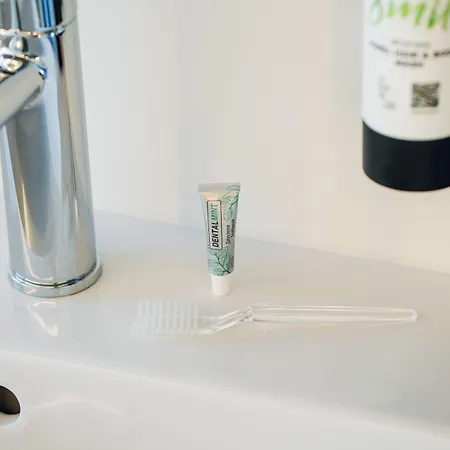 My Cloud Transit - Guests With International Flight Only! 2*