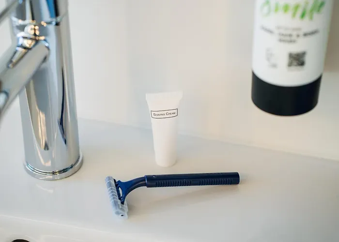 Hotel My Cloud Transit - Guests With International Flight Only! 2*