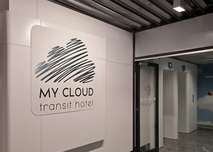My Cloud Transit - Guests With International Flight Only! Szálloda 2*