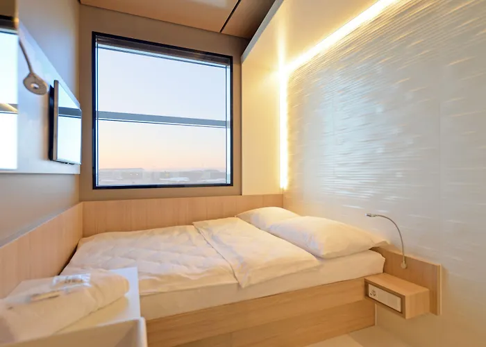 My Cloud Transit - Guests With International Flight Only! Hotel