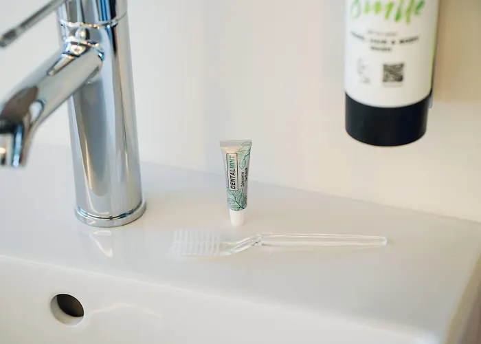 My Cloud Transit - Guests With International Flight Only! 2*