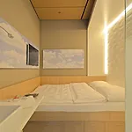 Ξενοδοχείο My Cloud Transit - Guests With International Flight Only! Φραγκφούρτη